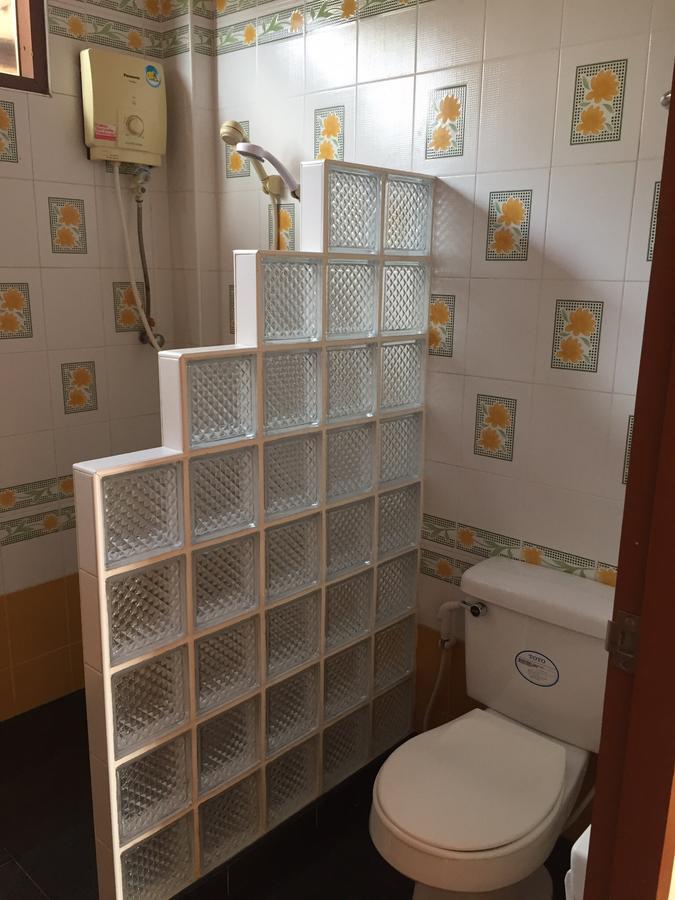 Poon Suk Hotel Kabin Buri Ngoại thất bức ảnh